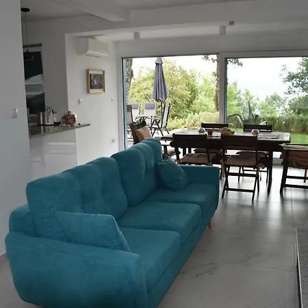 Nada Villa *